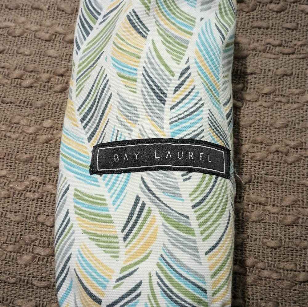 Bay Laurel Beach Blanket